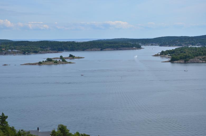 Free stock image of Two islands in the Tonsbergfjord created by Erik Schellingerhout