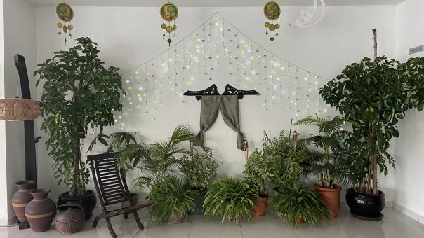 Indoor decorations for Seasons Greeting - Free Stock Photo