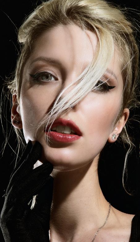 Free stock image of Glamour portrait created by Alexander Krivitskiy