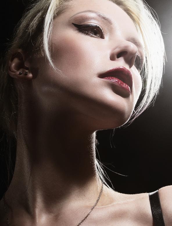 Free stock image of Beauty portrait created by Alexander Krivitskiy