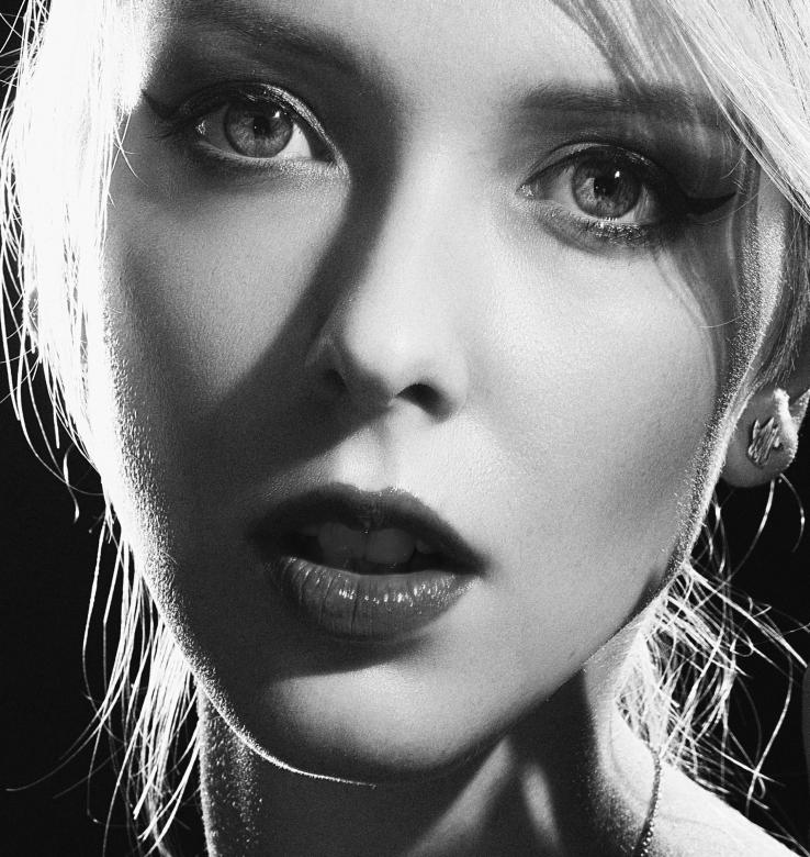 Free stock image of Beauty portrait created by Alexander Krivitskiy