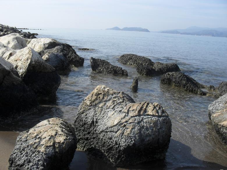 Free stock image of Volcanic rocks by the sea created by Nikolai Andreev