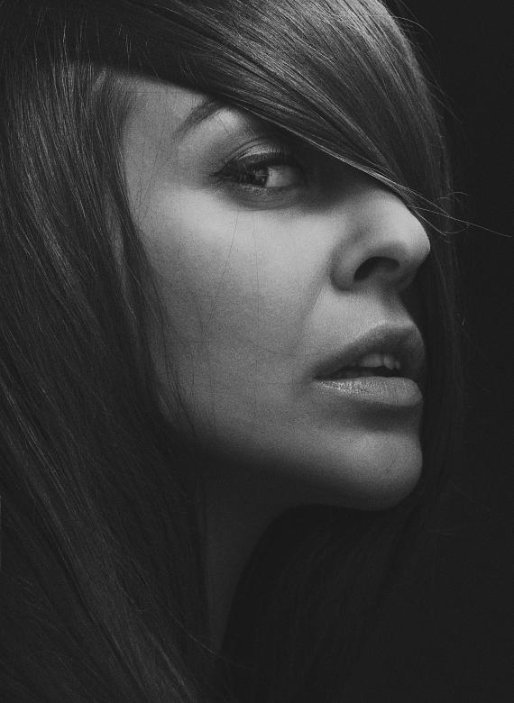 Free stock image of Female profile created by Alexander Krivitskiy