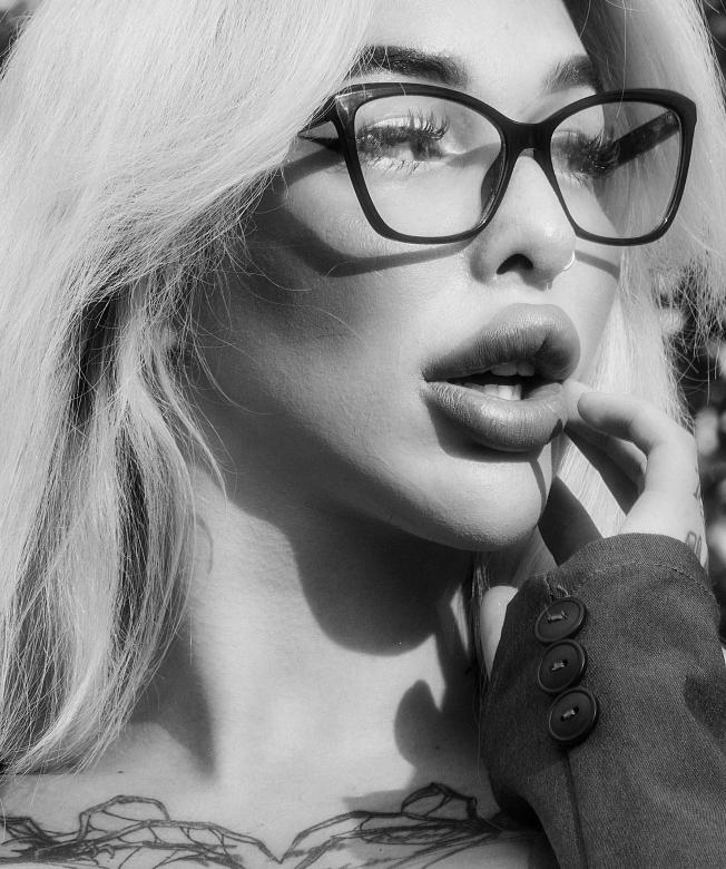 Free stock image of Woman with glasses created by Alexander Krivitskiy