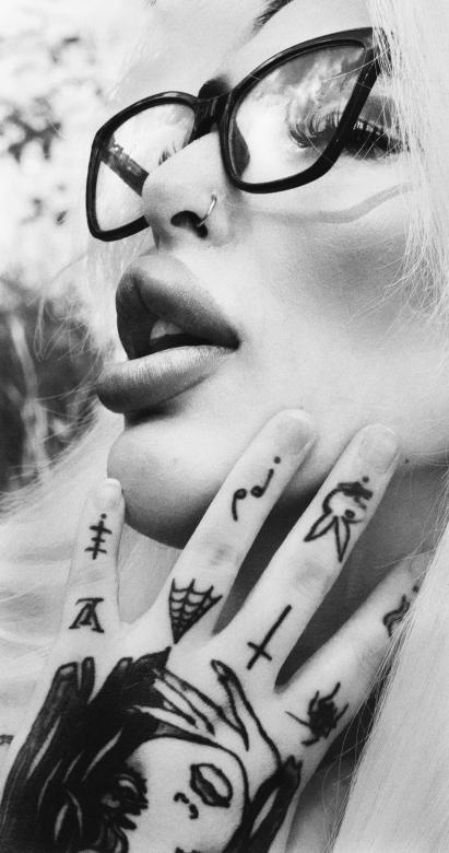 Free stock image of Woman with glasses created by Alexander Krivitskiy