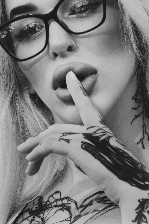 Free stock image of Whisper gesture created by Alexander Krivitskiy