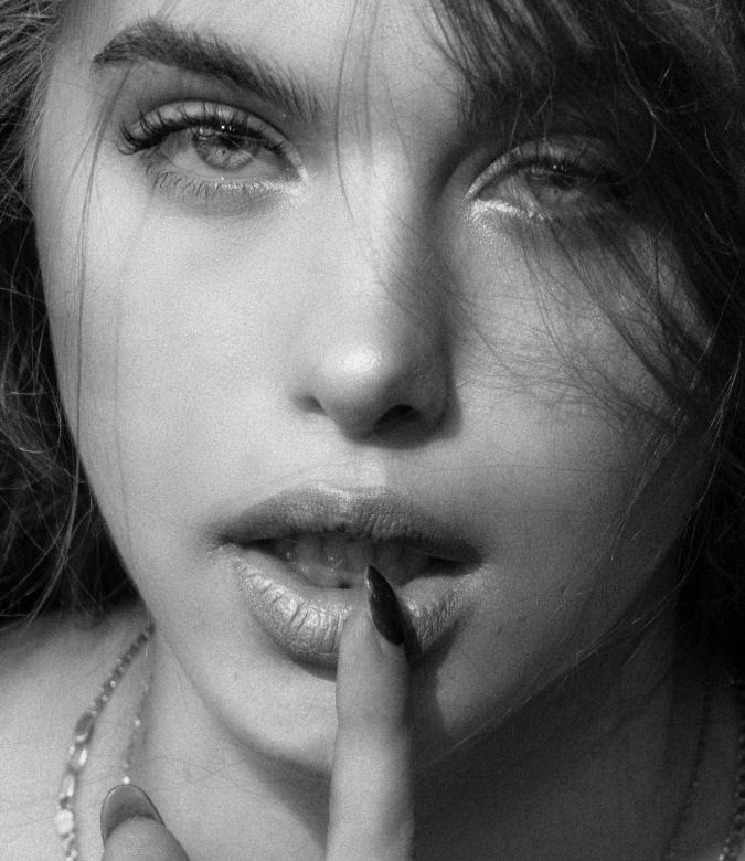 Free stock image of Quiet gesture created by Alexander Krivitskiy