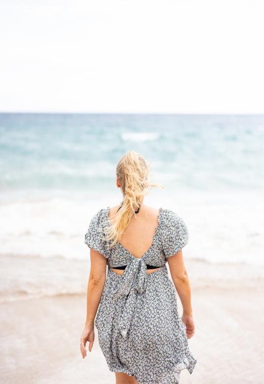 Free stock image of Woman at the beach created by Matt Bango