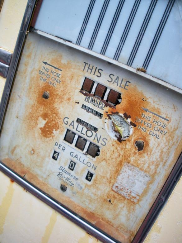 Free stock image of Gas pump created by Secret Agency
