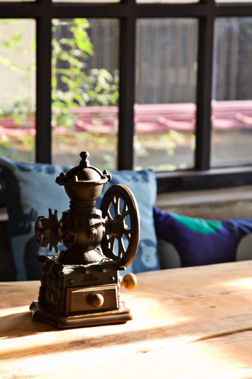 Free stock image of Vintage coffee grinder created by Daria Chemeris