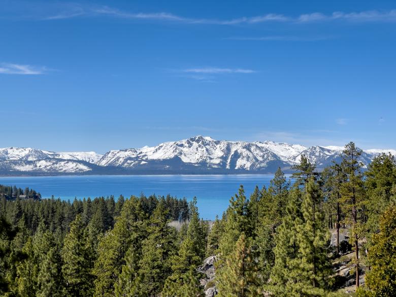 Free stock image of Scenic lake landscape created by Matt Bango