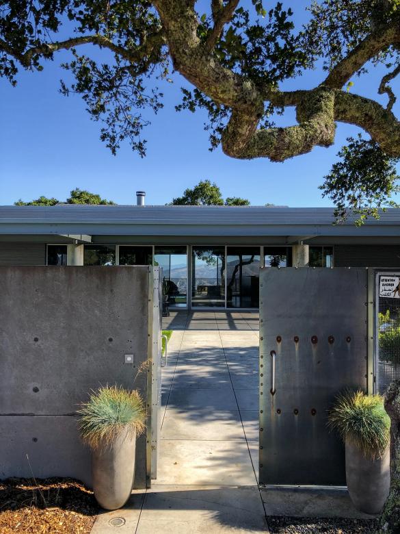 Free stock image of Exterior entryway created by Matt Bango