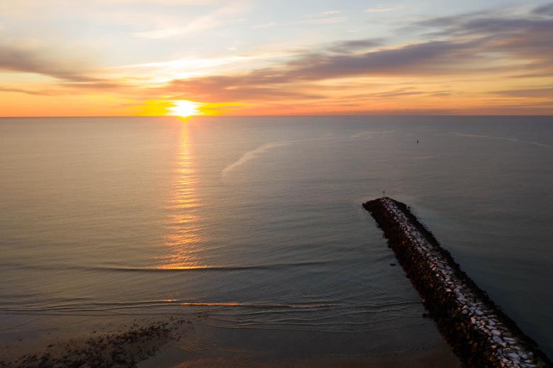 Free stock image of Ocean sunset created by JJ Sky